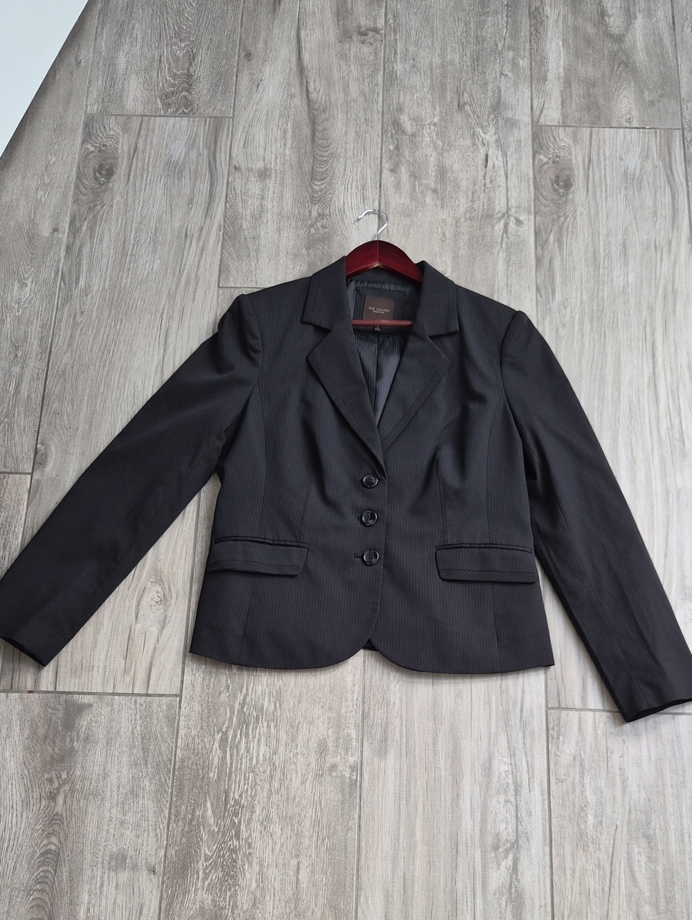 The Limited Classic Blackwith Gray Pinstrips Women's Blazer
